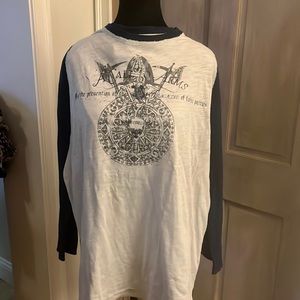 New without tags men’s graphic shirt